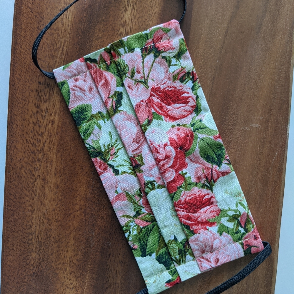 Face Covering - Rose Floral - Picture 5 of 6